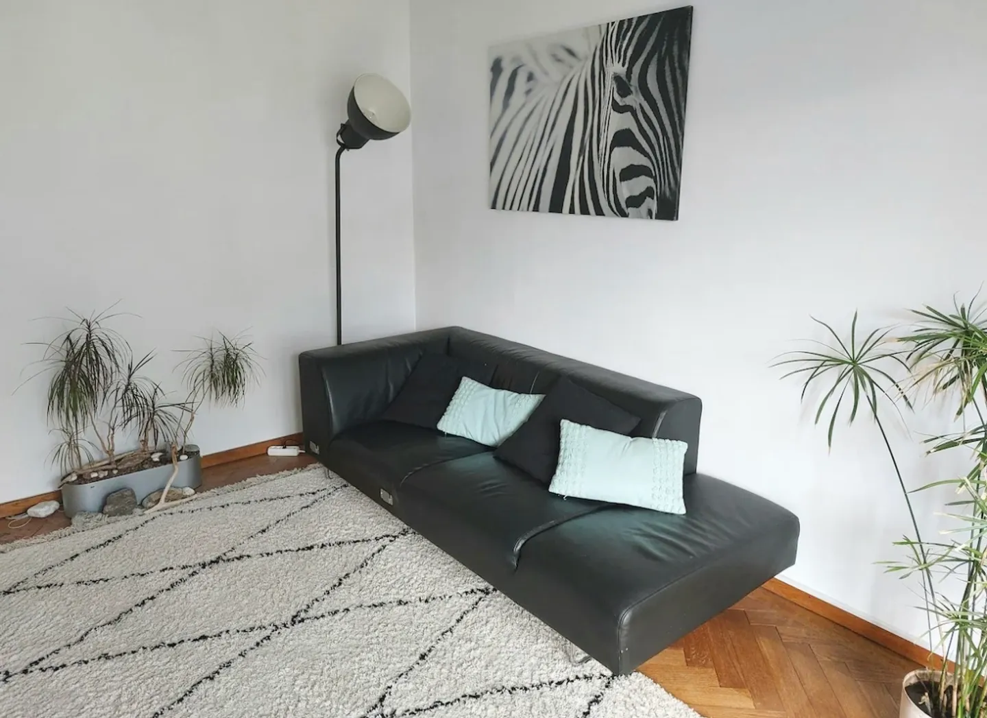 Apartment for rent - Photo 1 of 9