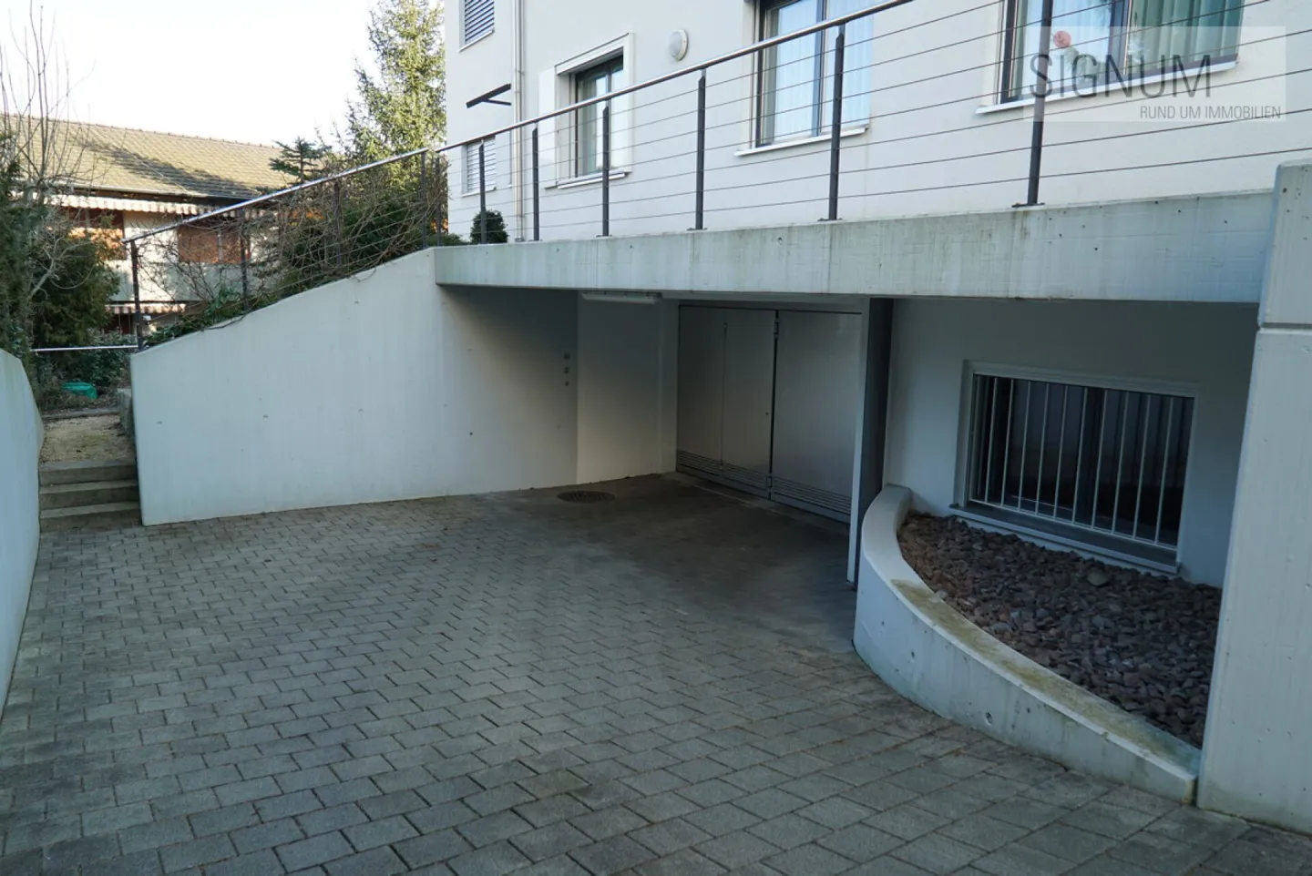 Innenparkplatz in Binningen - Foto 1 von 1