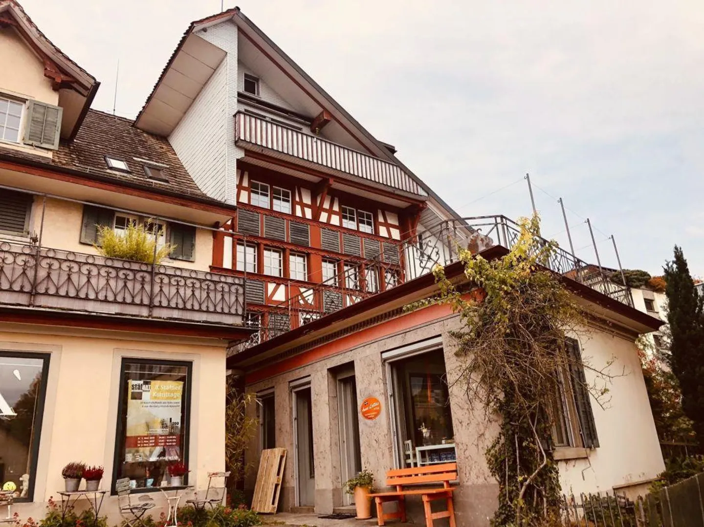 Stilvolle Wohnung mit Seesicht - Foto 1 von 11