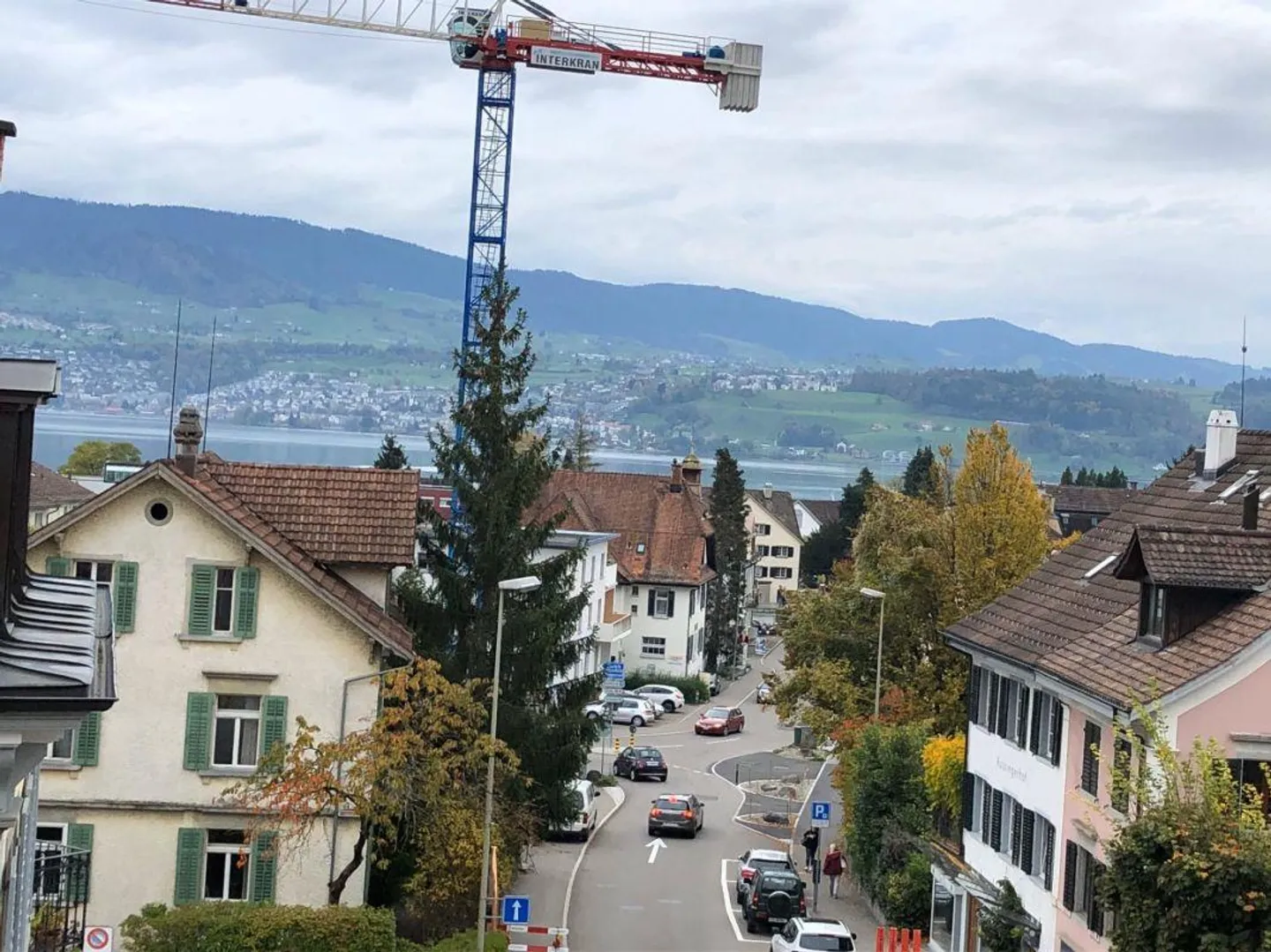Stilvolle Wohnung mit Seesicht - Foto 2 von 11