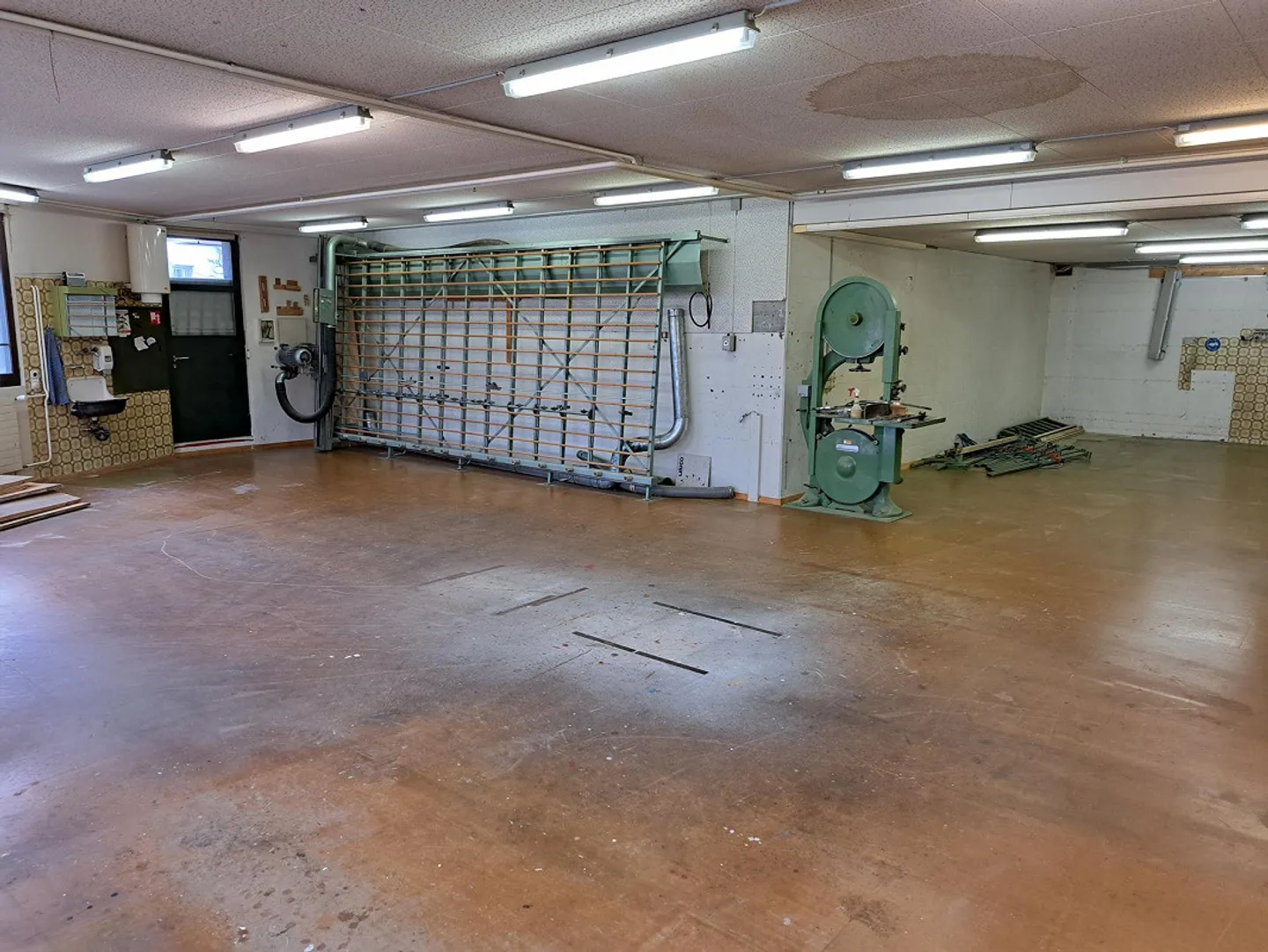 Lager-/Gewerberaum mit bequemem, ebenerdigem Zugang - Foto 3 von 4