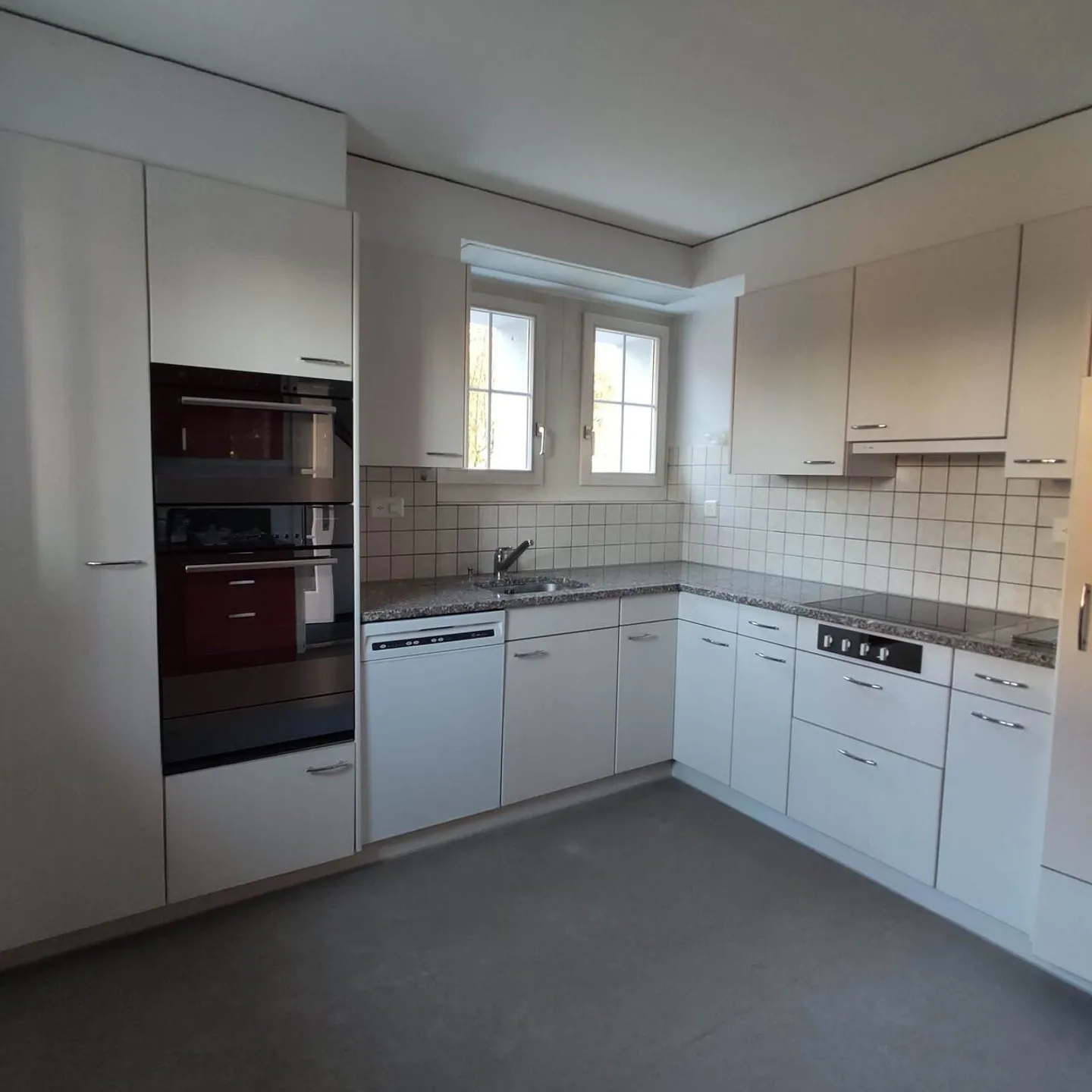 Vie et travail dans l'ancienne cure à Kerzers ! - Photo 6 sur 16