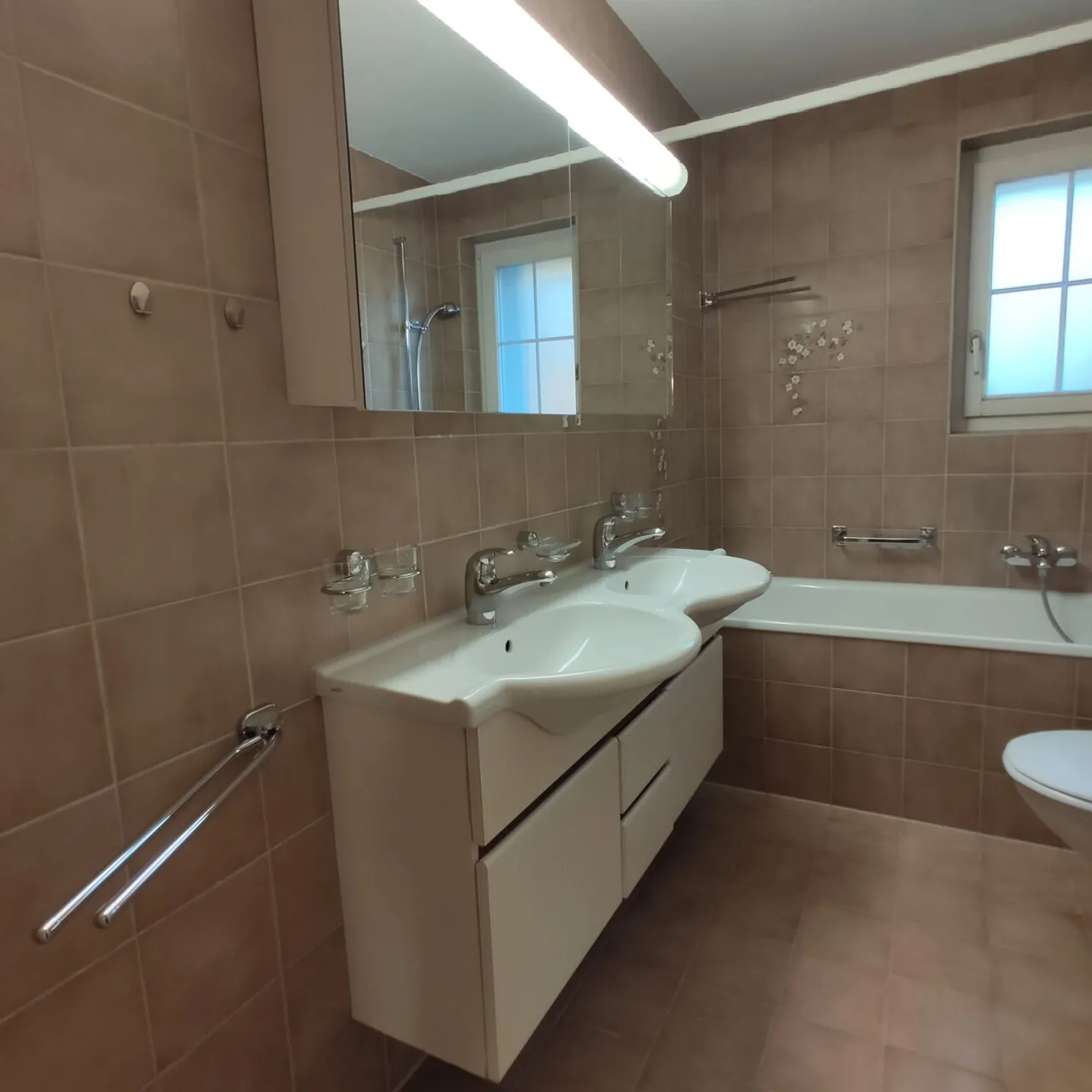 Vie et travail dans l'ancienne cure à Kerzers ! - Photo 12 sur 16