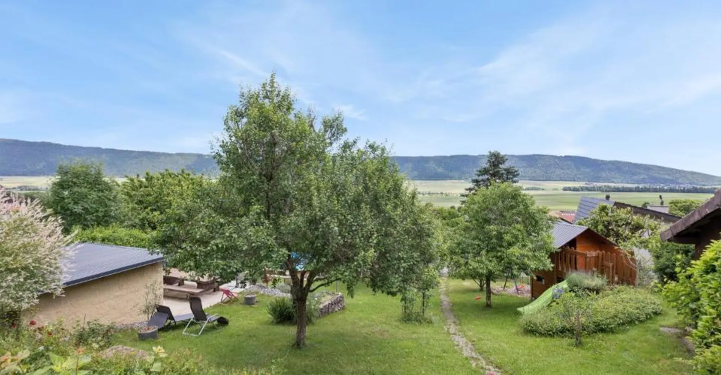 Spacious villa with panoramic view and independent spaces - Photo 7 of 10