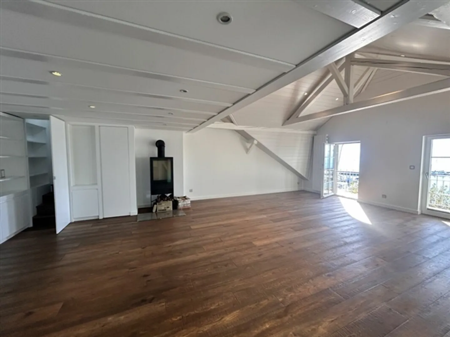 «Einzigartige Lage - Verrückter Charme» - Foto 2 von 9