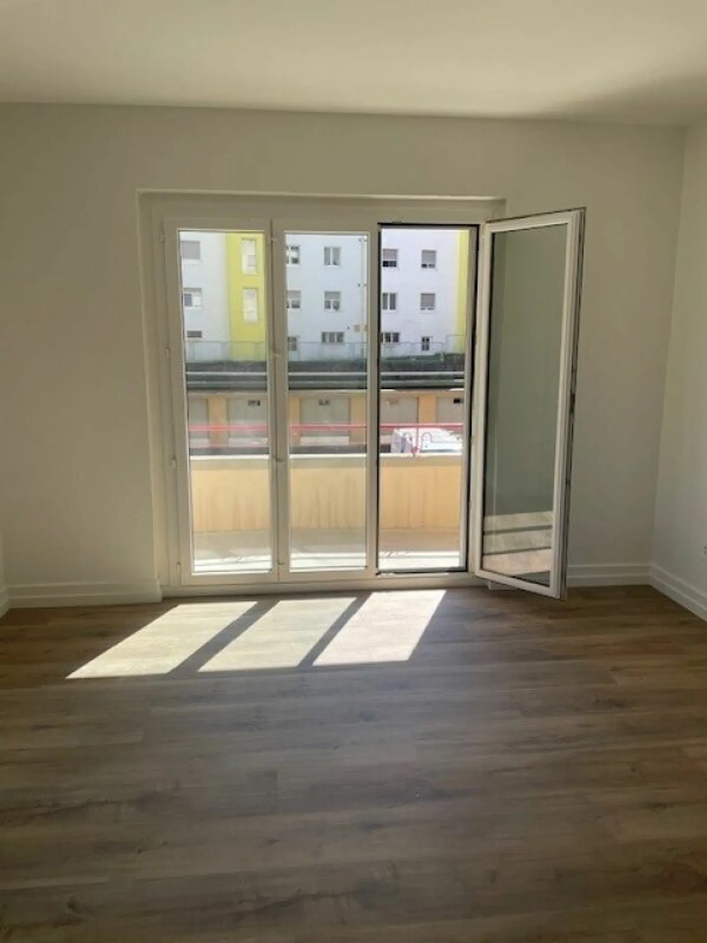 Appartamento in affitto - Foto 3 di 8