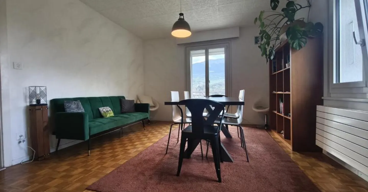 Sion Duplex 5.5 Zimmer mit Balkon und außergewöhnlichem Blick auf die Schlösser - Foto 1 von 11