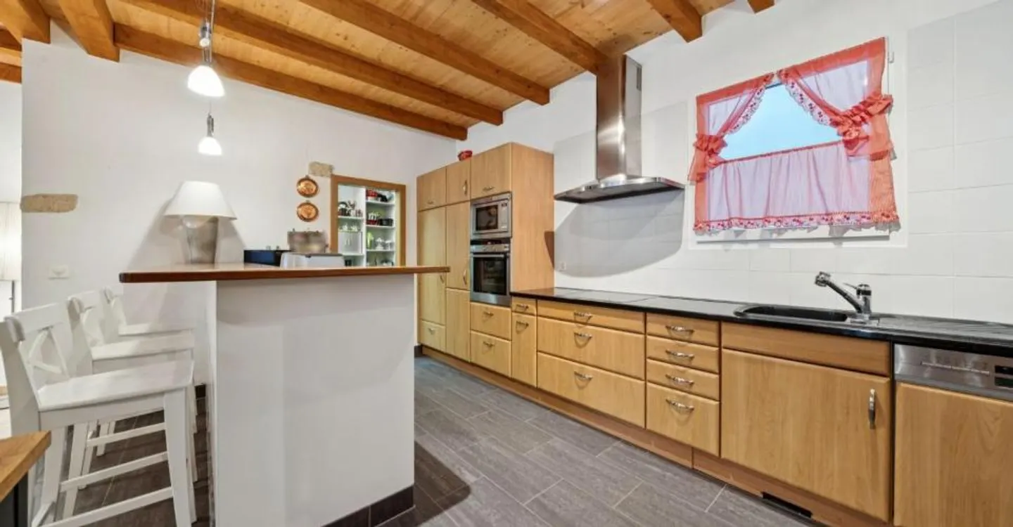 Geräumige 4,5-Zimmer-Wohnung mit Loggia in Champagne - Foto 5 von 12