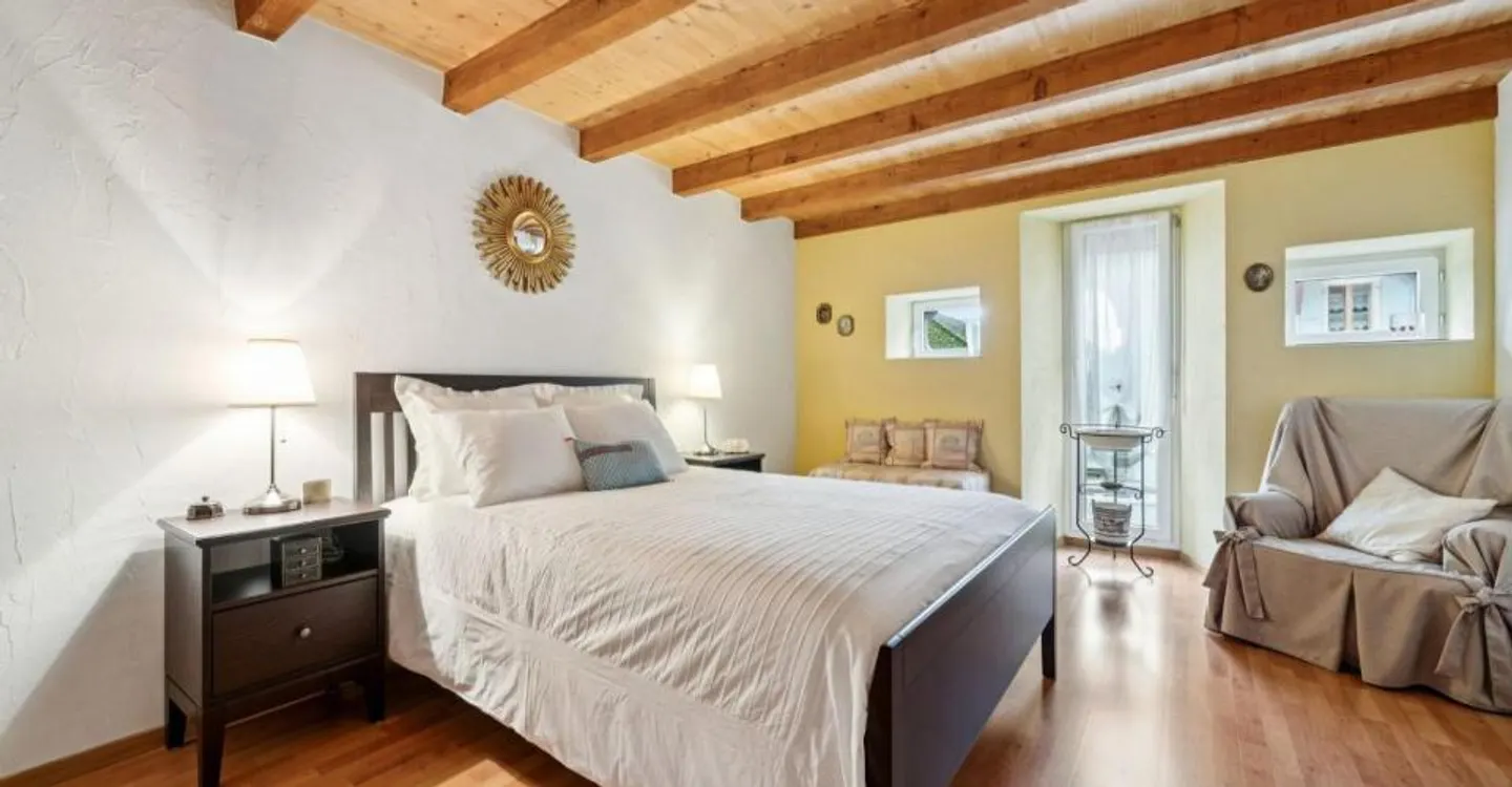 Geräumige 4,5-Zimmer-Wohnung mit Loggia in Champagne - Foto 8 von 12