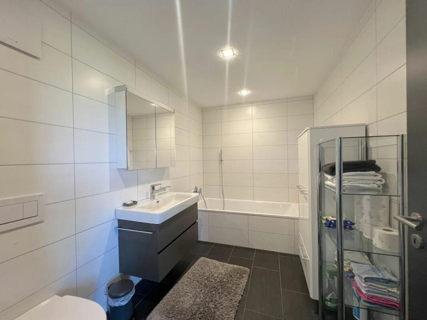 Moderne Maisonette mit 6.5 Zimmern - Platz für Ihre Zukunft - Foto 9 von 13