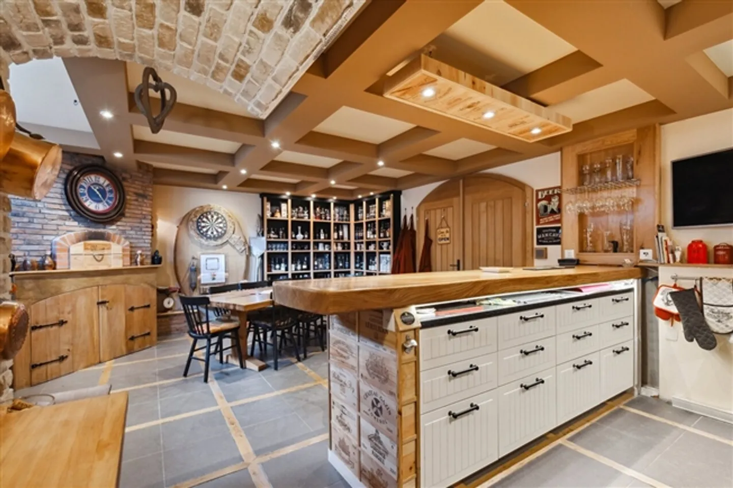 «Moderne und geräumige Villa mit See- und Bergblick» - Foto 1 von 9