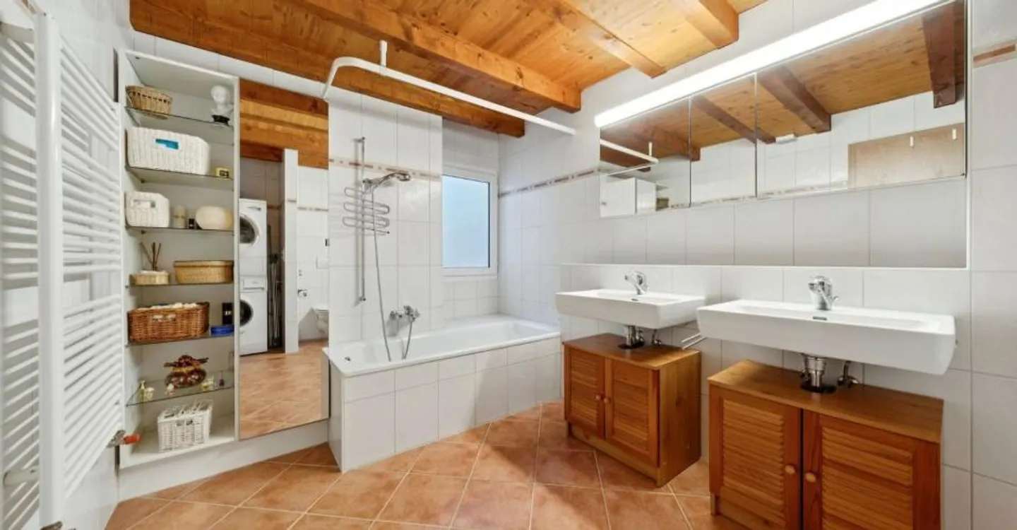 Geräumige 4,5-Zimmer-Wohnung mit Loggia in Champagne - Foto 10 von 12