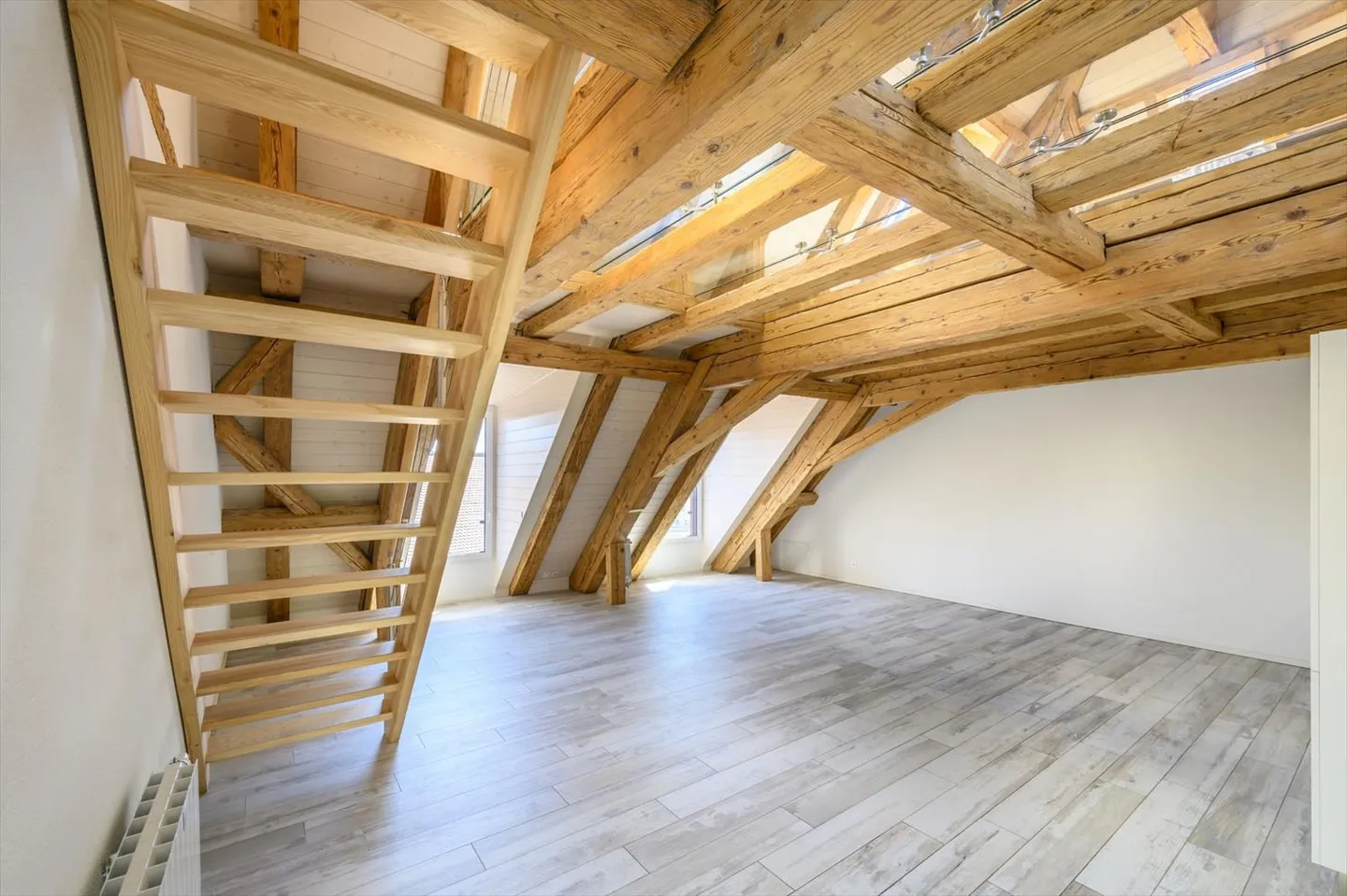 Splendido duplex di 3,5 stanze - Foto 3 di 13