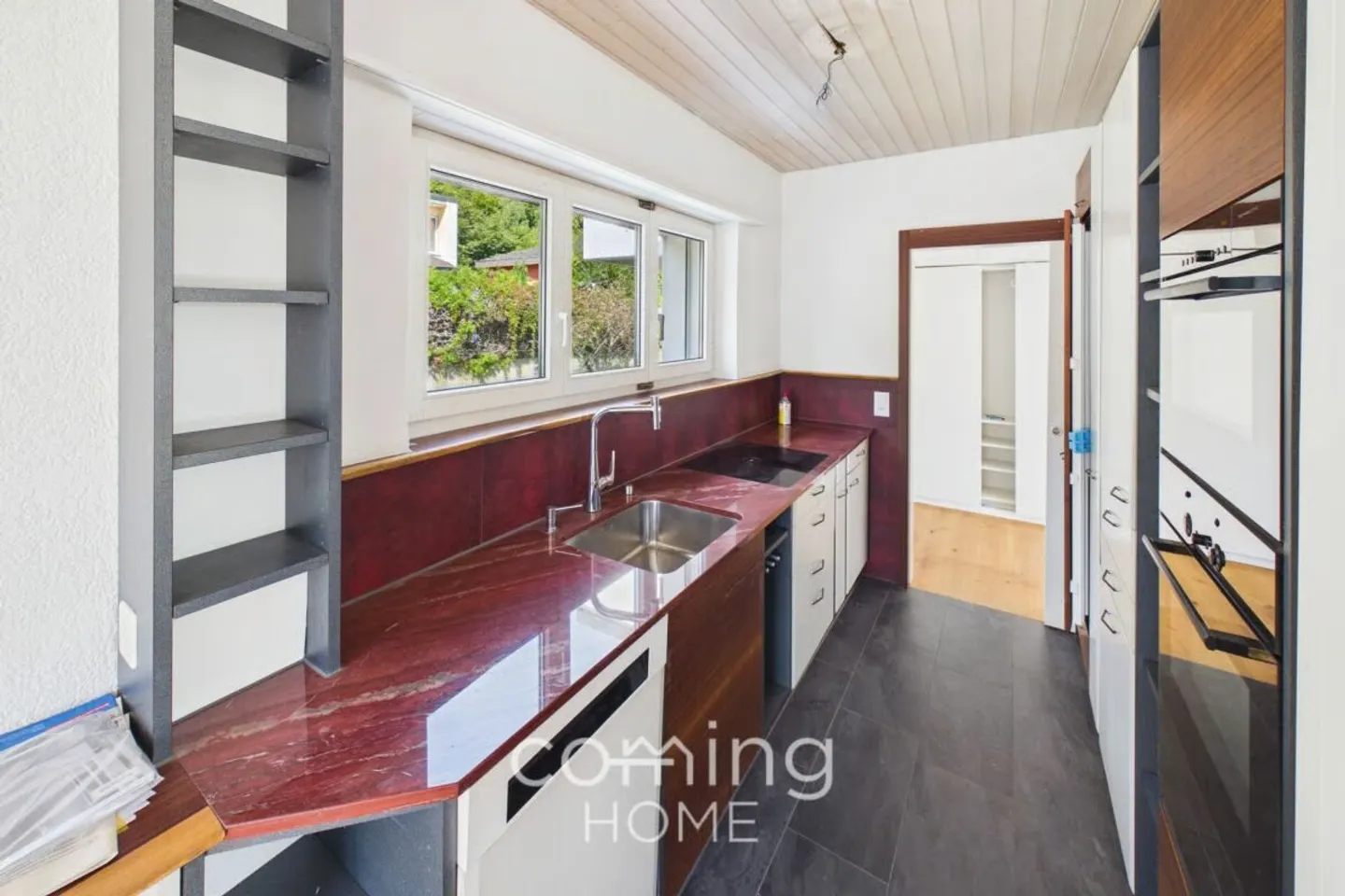 Casa unifamiliare di 7,5 stanze modernizzata con vista panoramica a Lohn-Ammannsegg - Foto 7 di 19