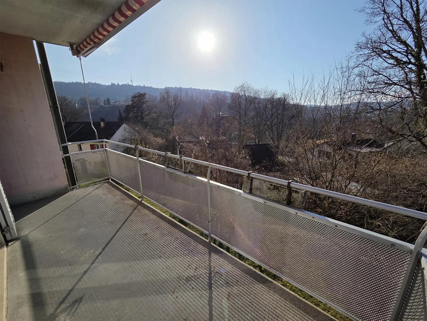 Vivere nel quartiere idilliaco di Rheinhalden a Sciaffusa - Foto 9 di 10