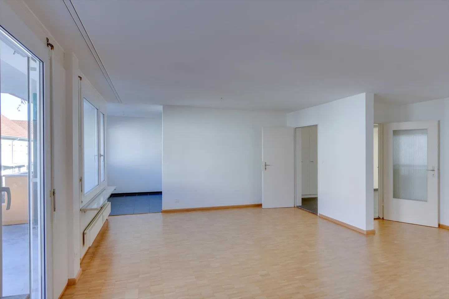 Vivere modernamente in una posizione tranquilla.... - Foto 4 di 10