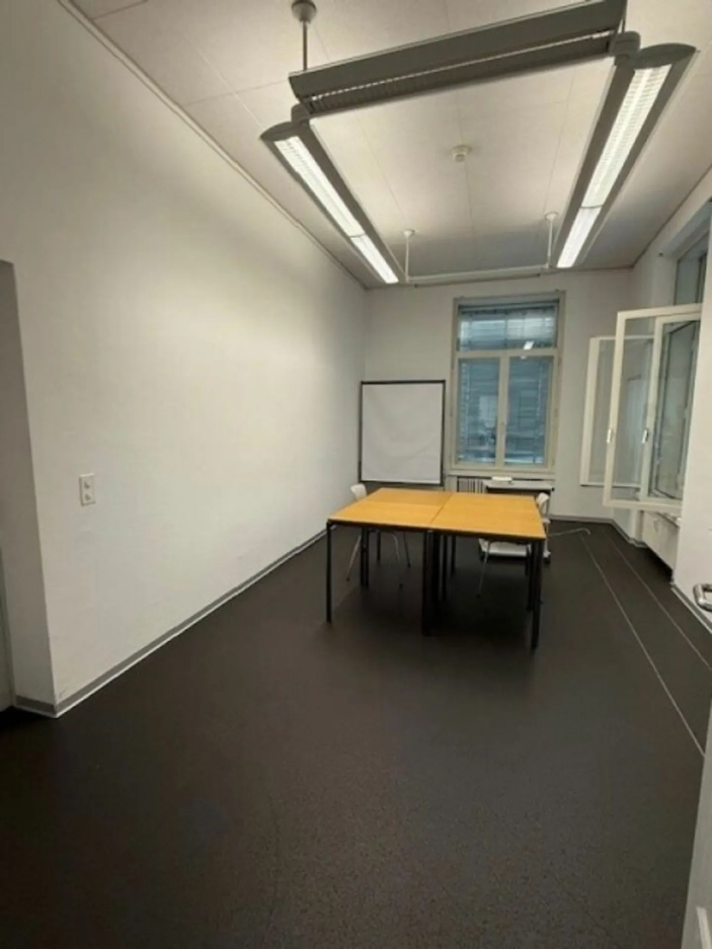Office Ground Floor to 2nd Floor - Photo 19 of 20