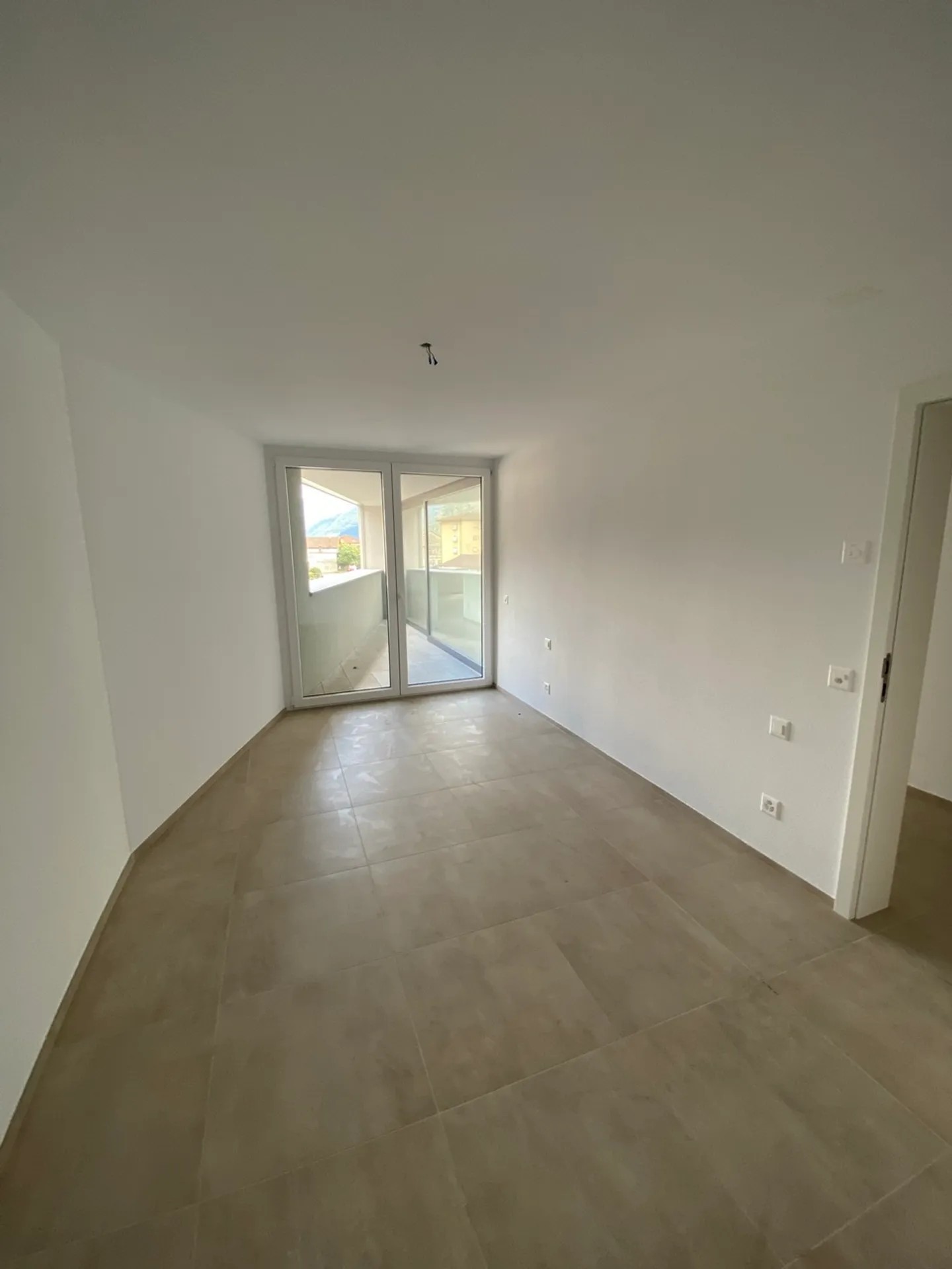 Appartamento in affitto a Lodrino, luminoso appartamento di 3,5 locali - Foto 2 di 10