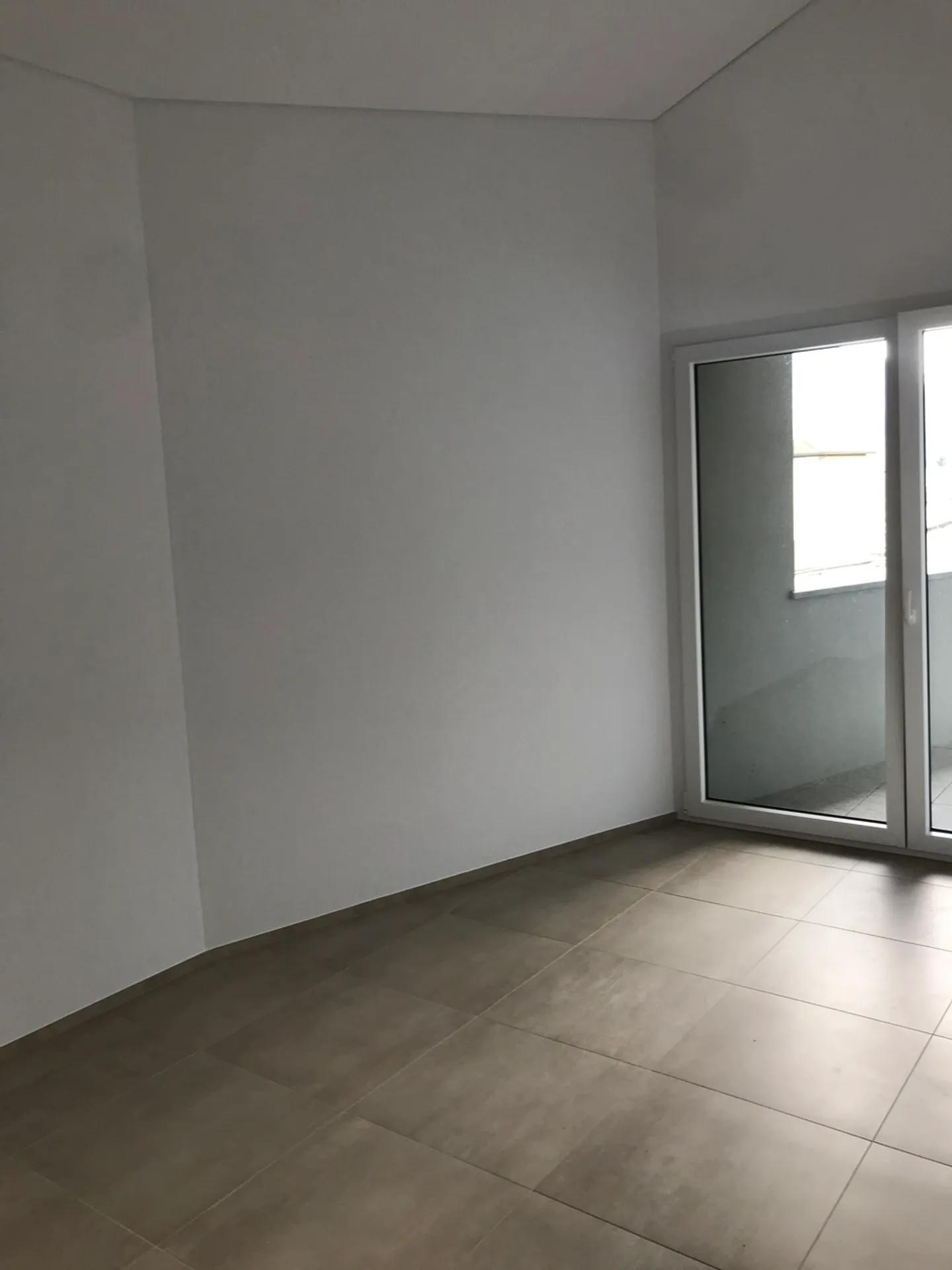 Appartamento in affitto a Lodrino, luminoso appartamento di 3,5 locali - Foto 7 di 10