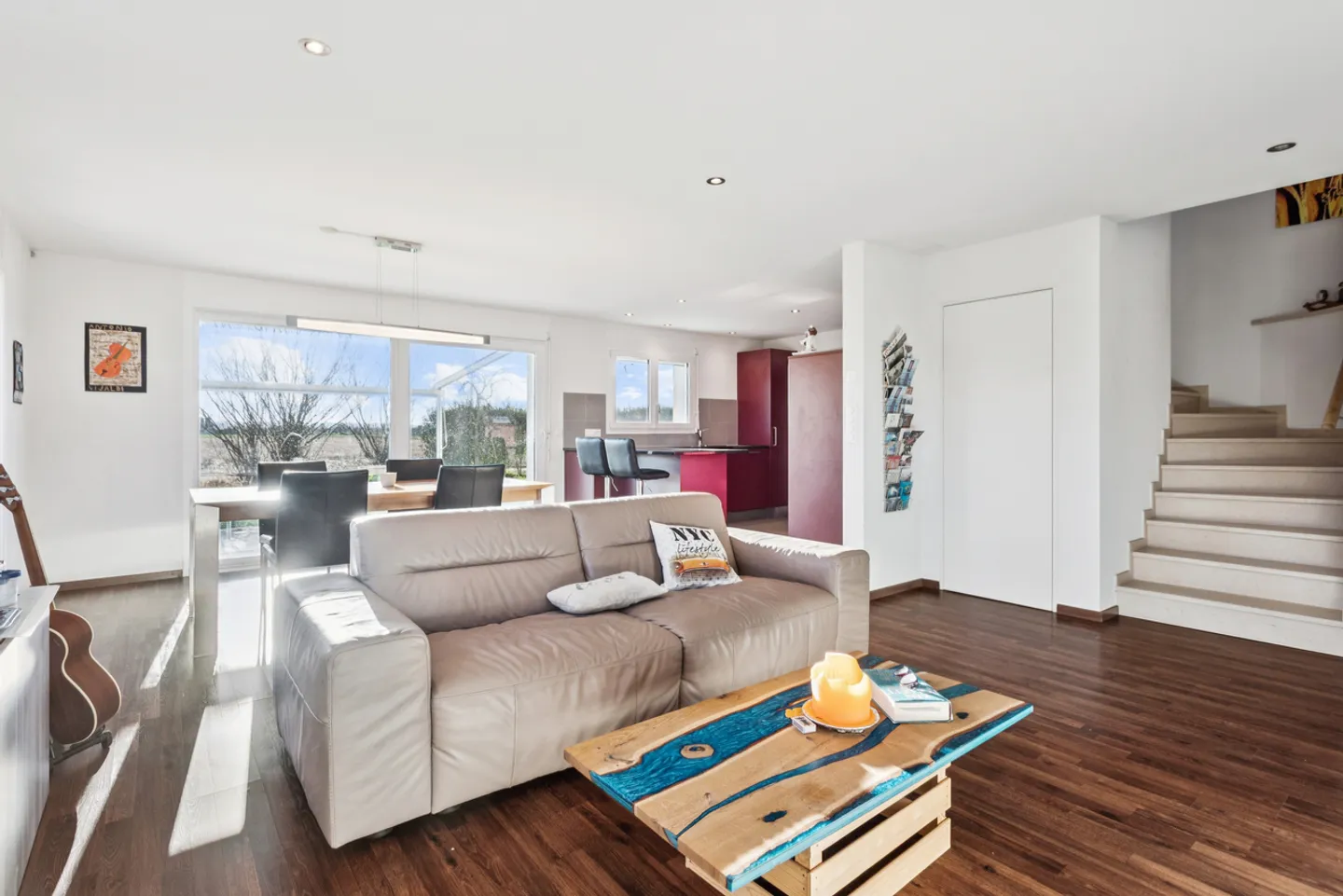 Incantevole Casa Indipendente a Domdidier - Foto 3 di 15