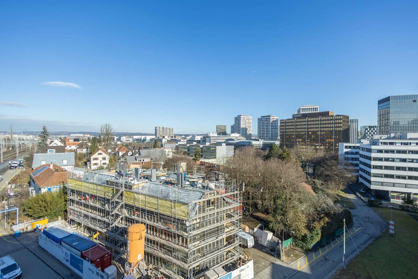 Appartamento 3.5-4.5 camere in posizione centrale con vista mozzafiato - Foto 11 di 13