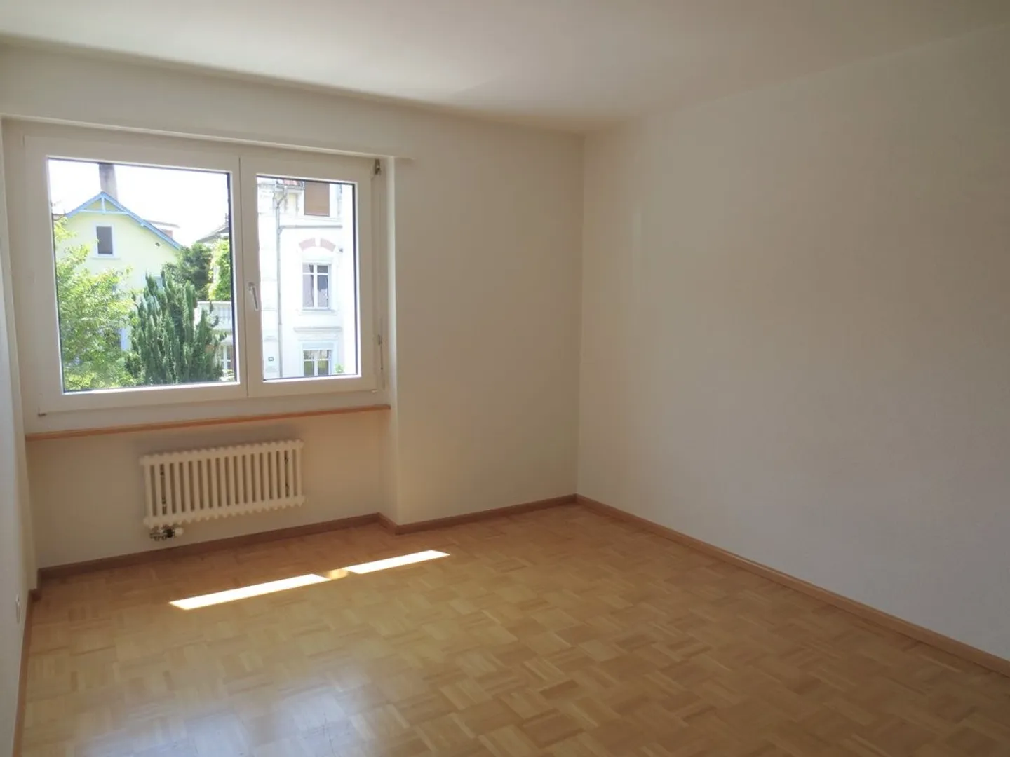 Charmante 4.5-Zimmer Wohnung - Foto 3 von 8
