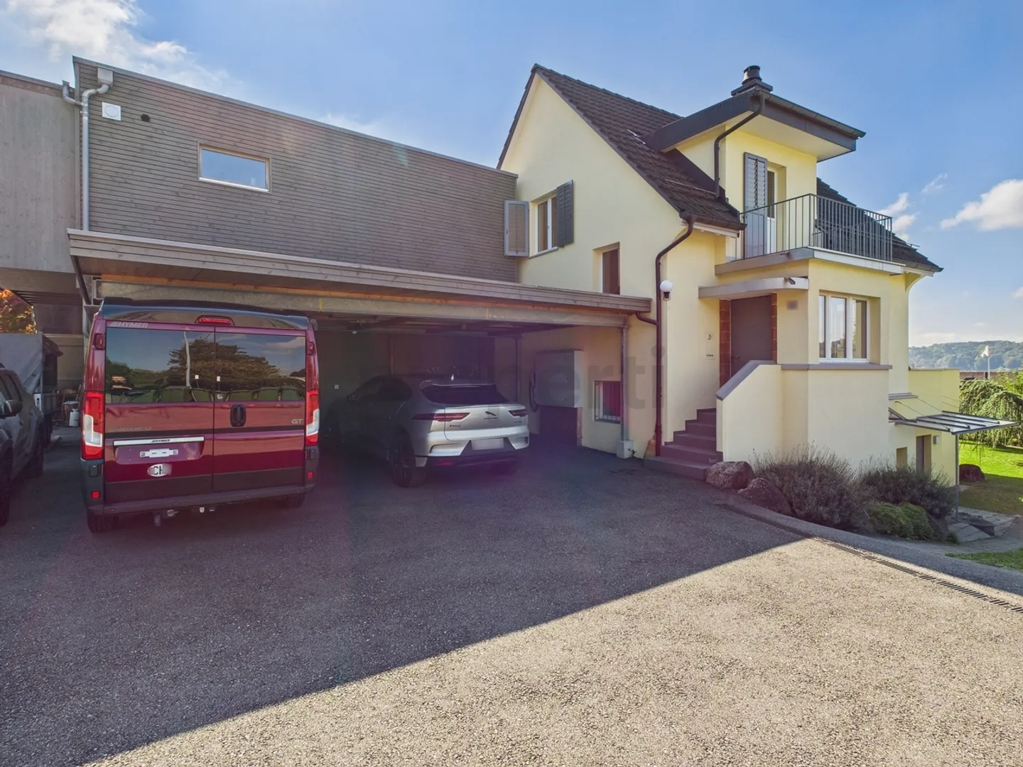 Appartamento 4.5 appena ristrutturato con grande terrazza in una zona residenziale tranquilla a Wettswil am Albis - Foto 5 di 13