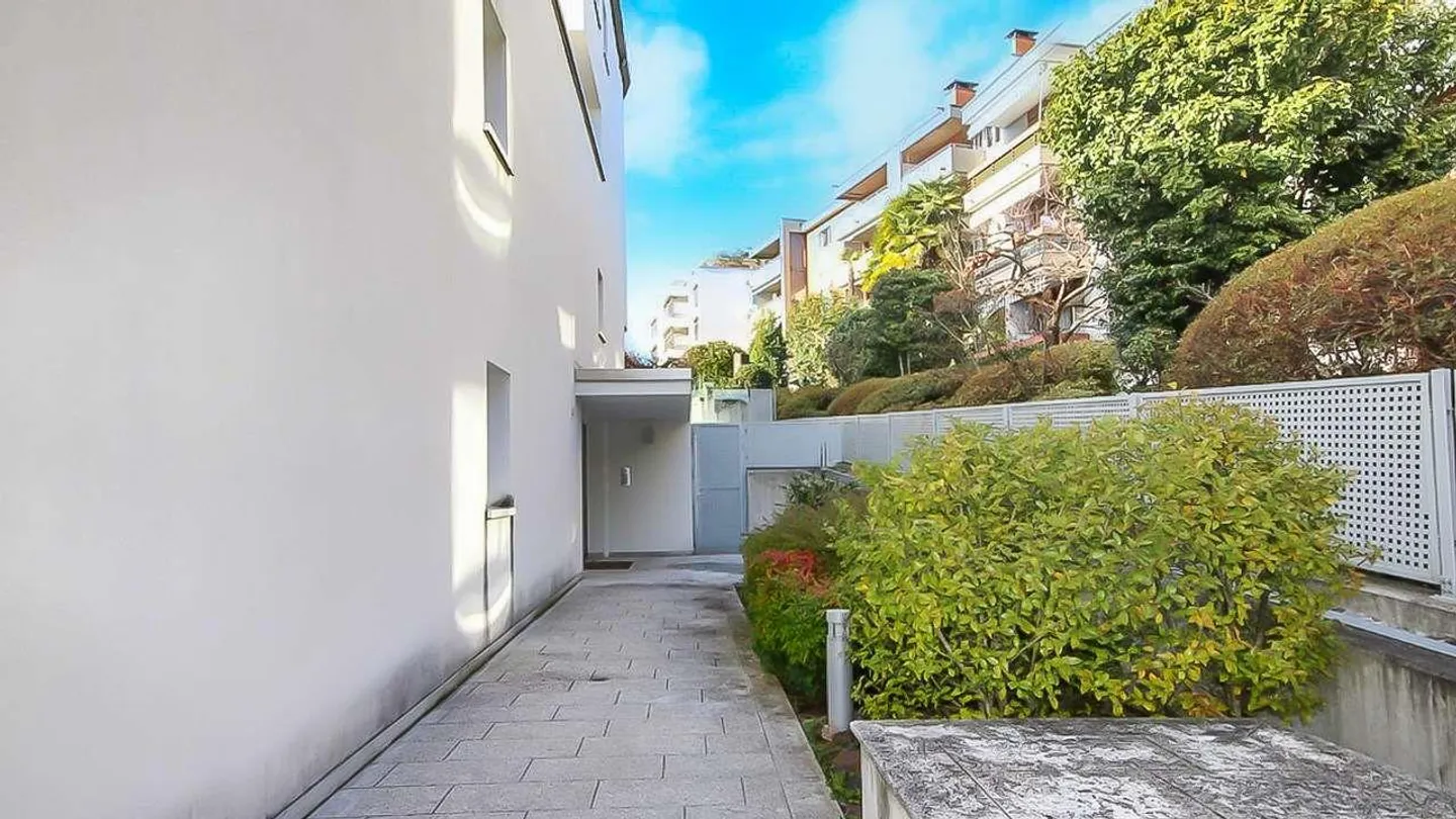APPARTAMENTO 3,5 LOCALI CON GIARDINO - Foto 6 di 9
