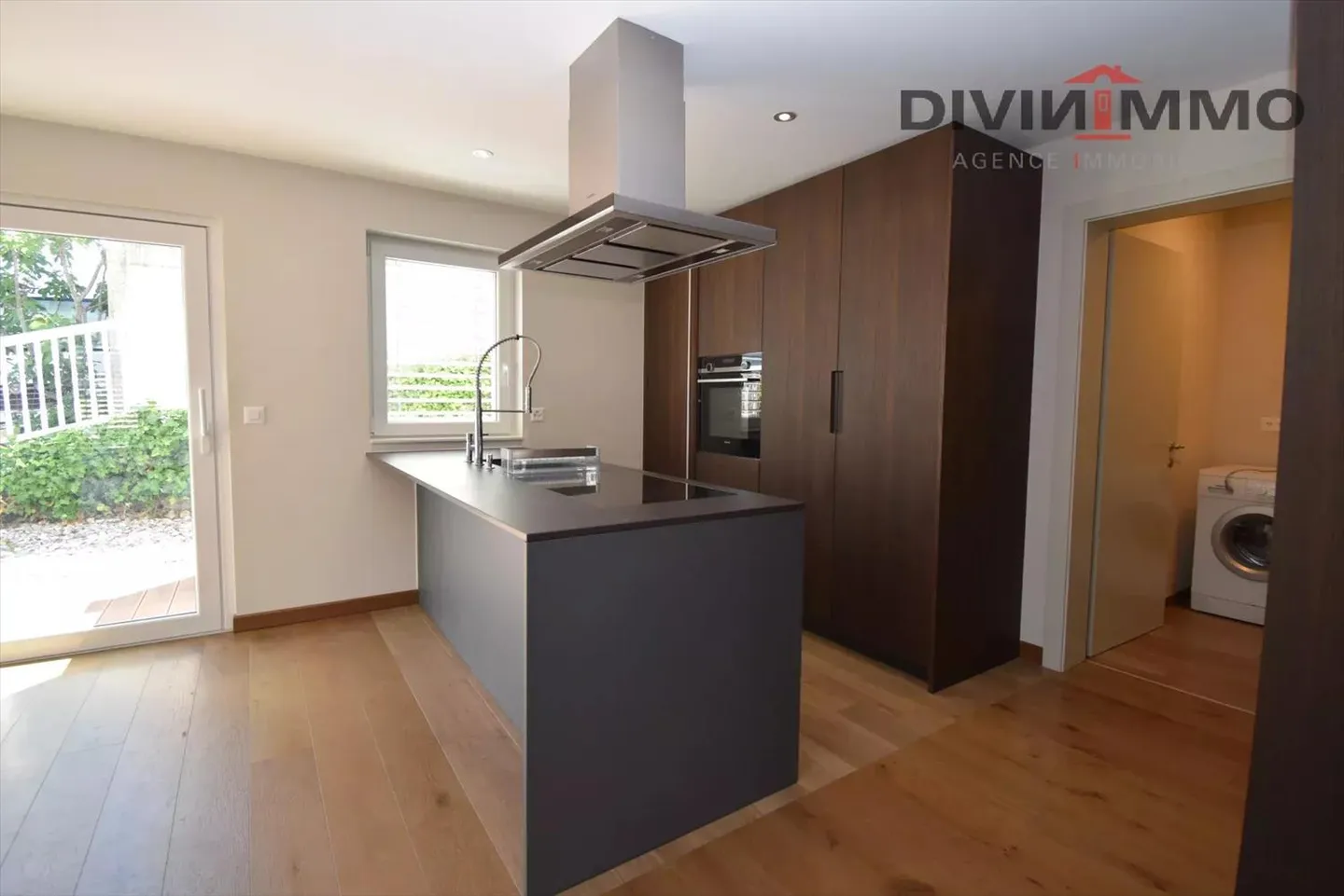 Luxurious Apartment in Sierre with Modern Amenities - Photo 3 of 7