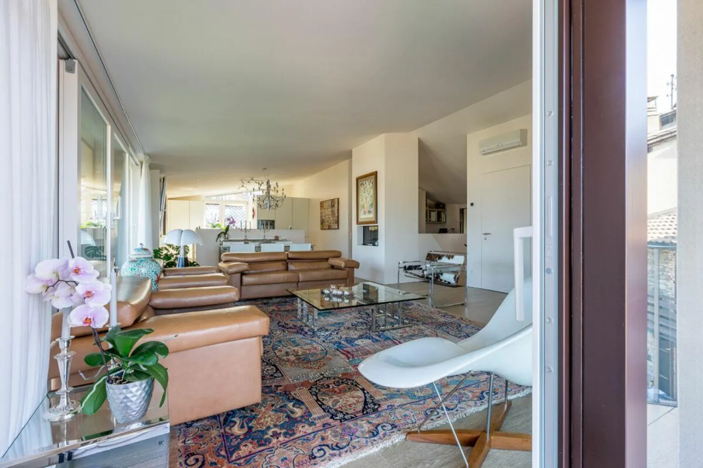 BREGANZONA · VUE SUR LE LAC · MAISON JUMELÉE ÉLÉGANTE AVEC DEUX A... - Photo 17 sur 24