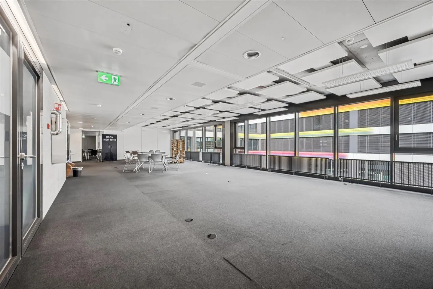 Office - Photo 2 of 10