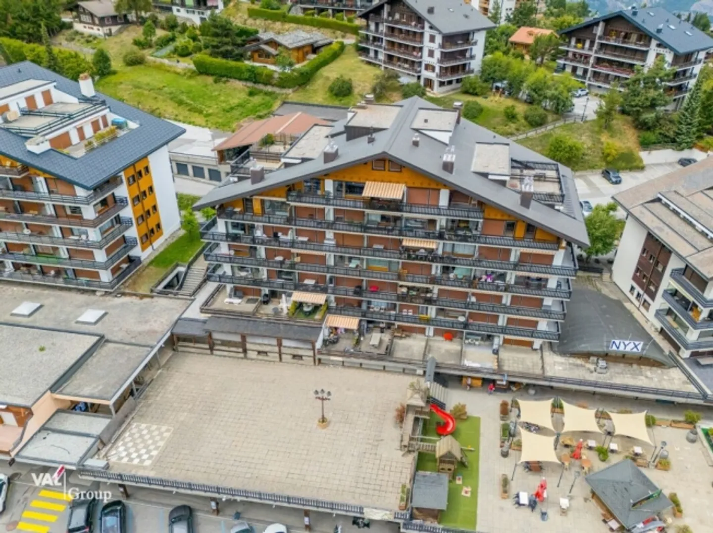 Magnificent Studio with Terrace in the Heart of Nendaz - Photo 1 of 8