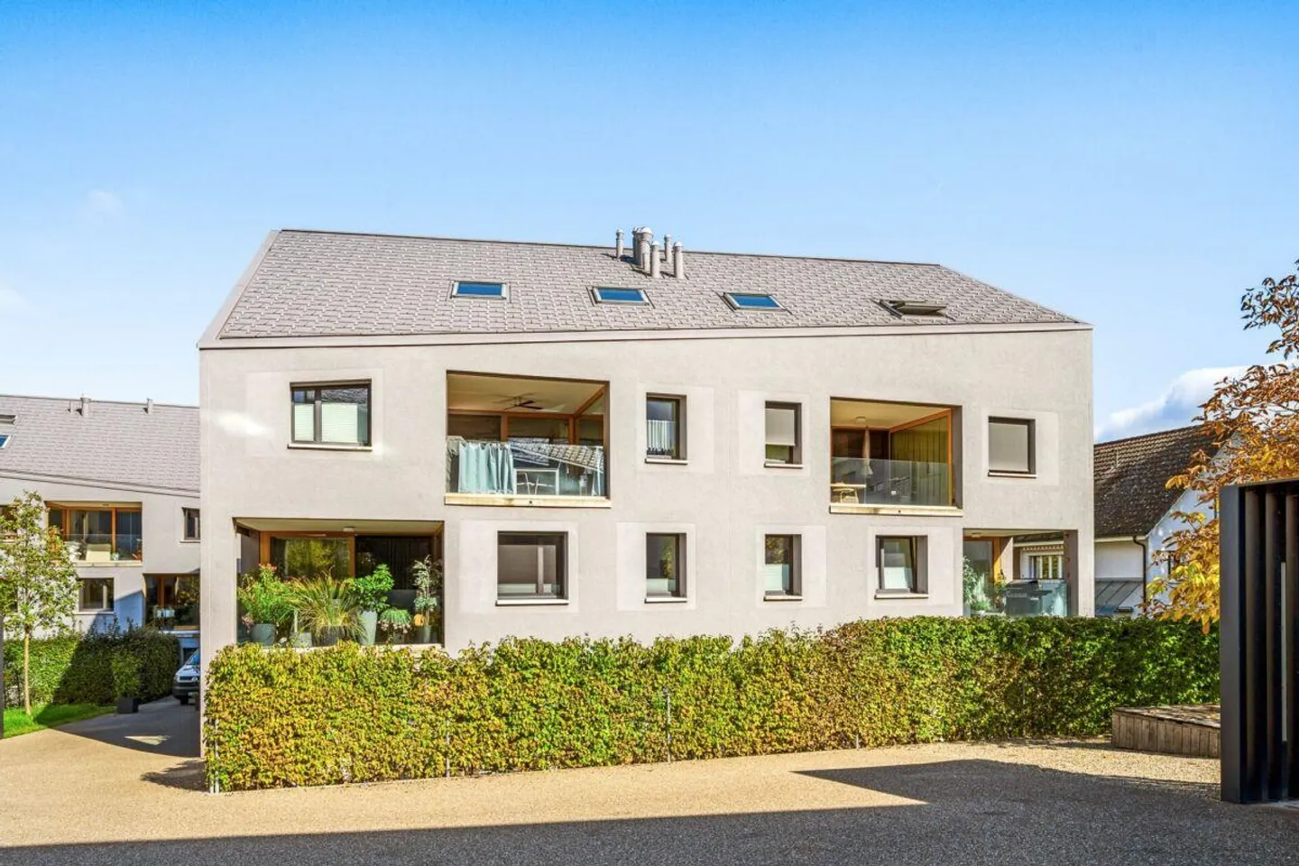 Penthouse élégant et spacieux de 5,5 pièces avec 2 loggias - Photo 1 sur 16