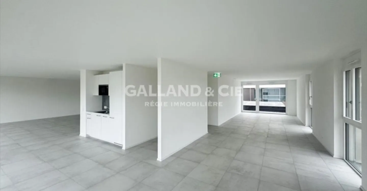 Office space for rent - Photo 4 of 8