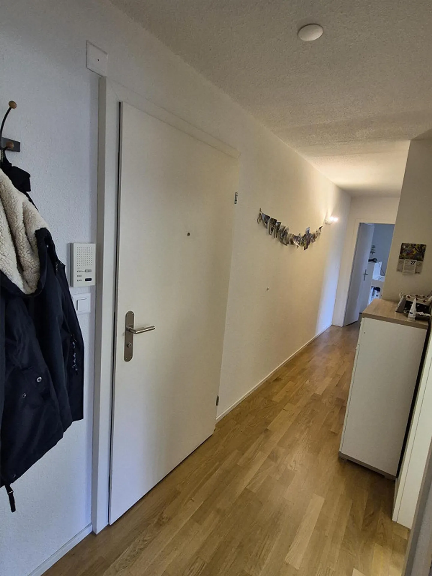 Vie urbaine près de Zurich avec vue sur la verdure - Photo 7 sur 12