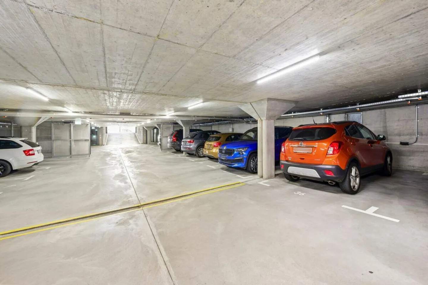 Penthouse élégant et spacieux de 5,5 pièces avec 2 loggias - Photo 16 sur 16