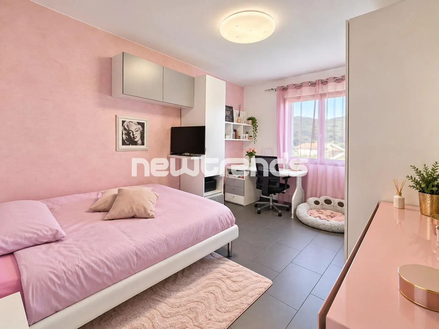 Agno, 4.5 Zimmer mit Terrasse, Garten, Jacuzzi, privatem Fitnessraum und Abstellraum - Foto 11 von 17