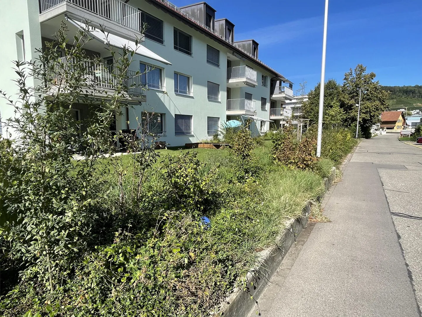 Moderne 3.5 Zimmerwohnung an ruhiger, zentraler Lage - Foto 8 di 9