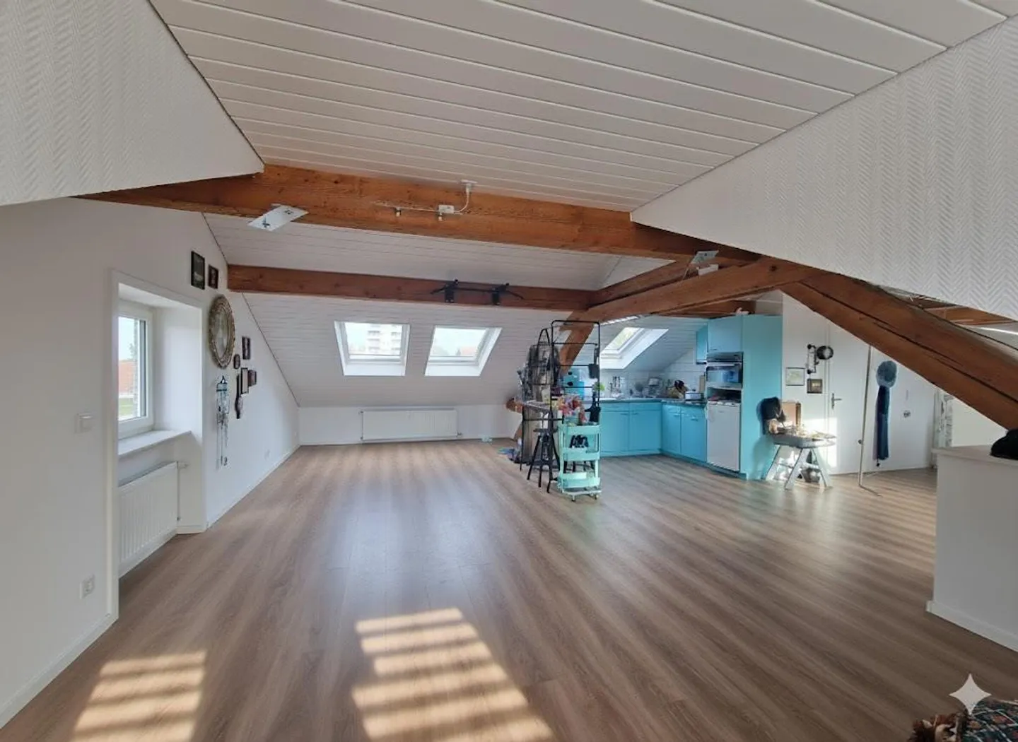 Vivre sous le toit - charmant appartement 1 chambre à St. Gallen - Photo 2 sur 6