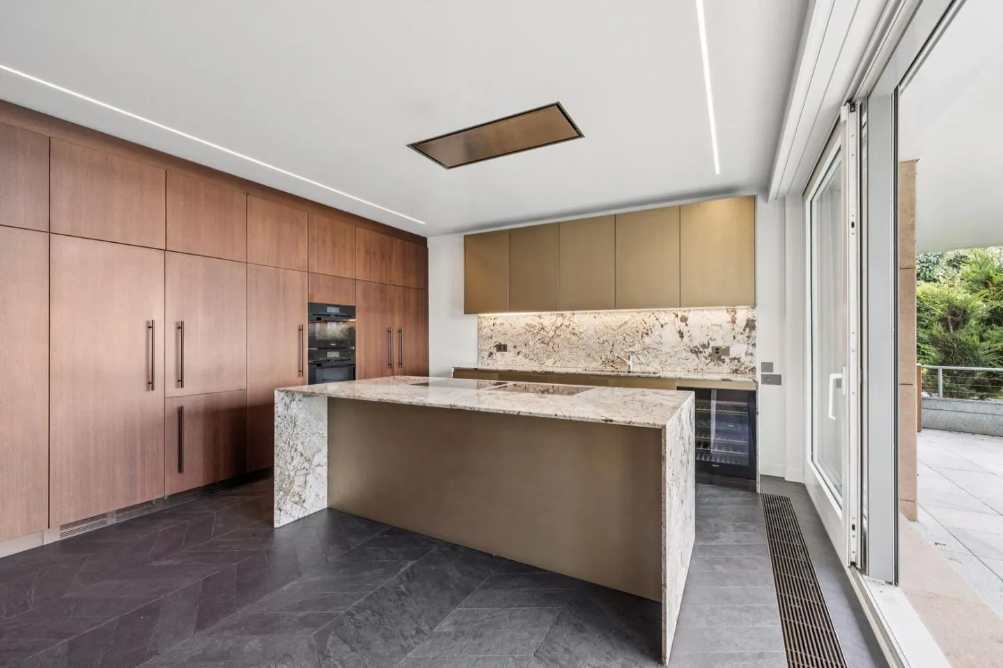 Appartement de Luxe avec Vue - Photo 3 sur 12