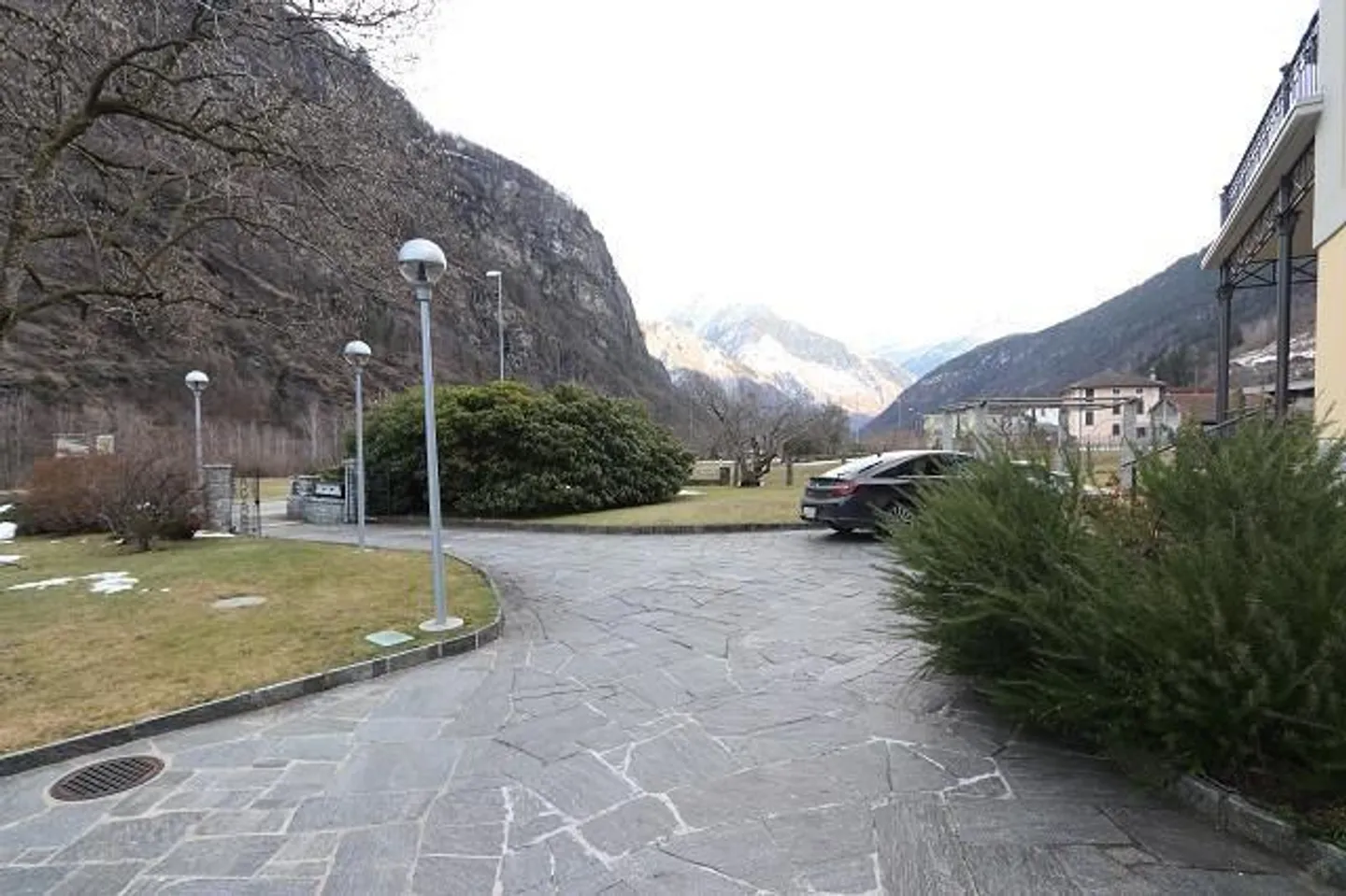 Casa singola in affitto - Foto 2 di 20