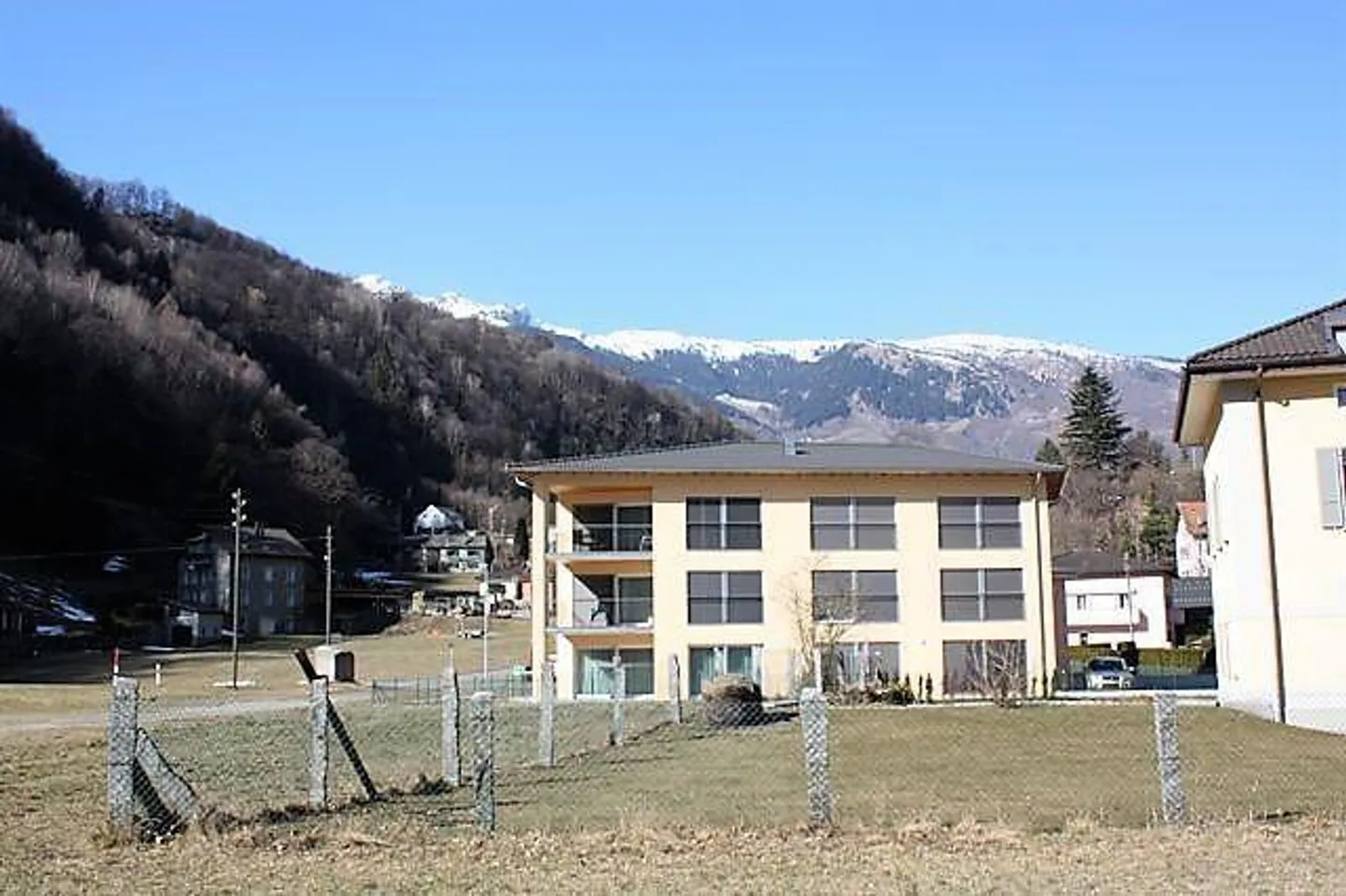 Casa singola in affitto - Foto 9 di 20