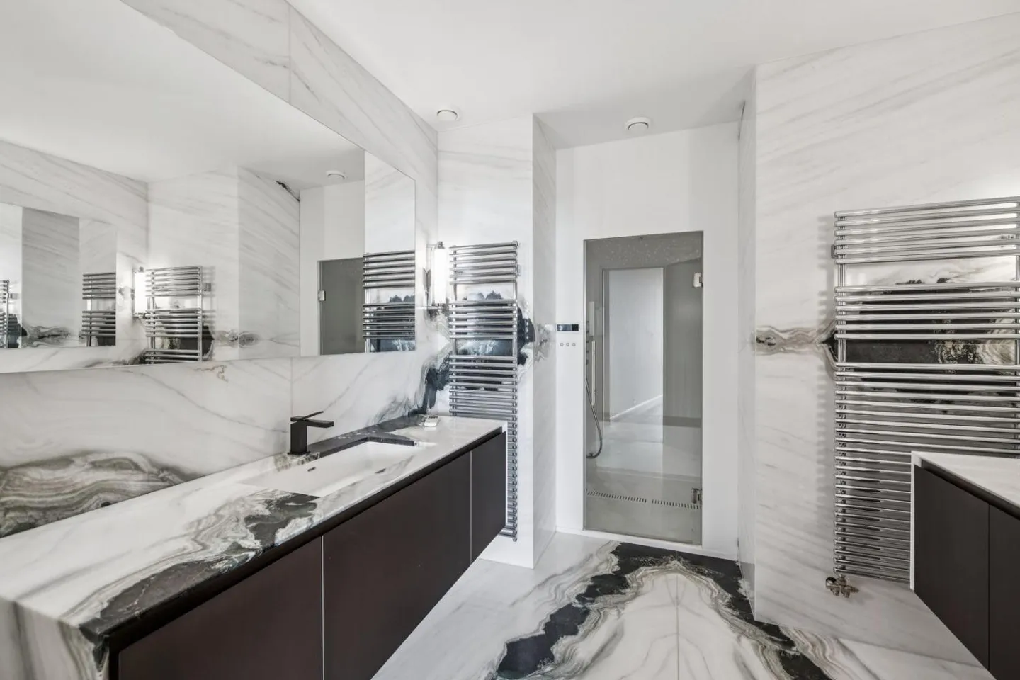 Appartement de Luxe avec Vue - Photo 9 sur 12