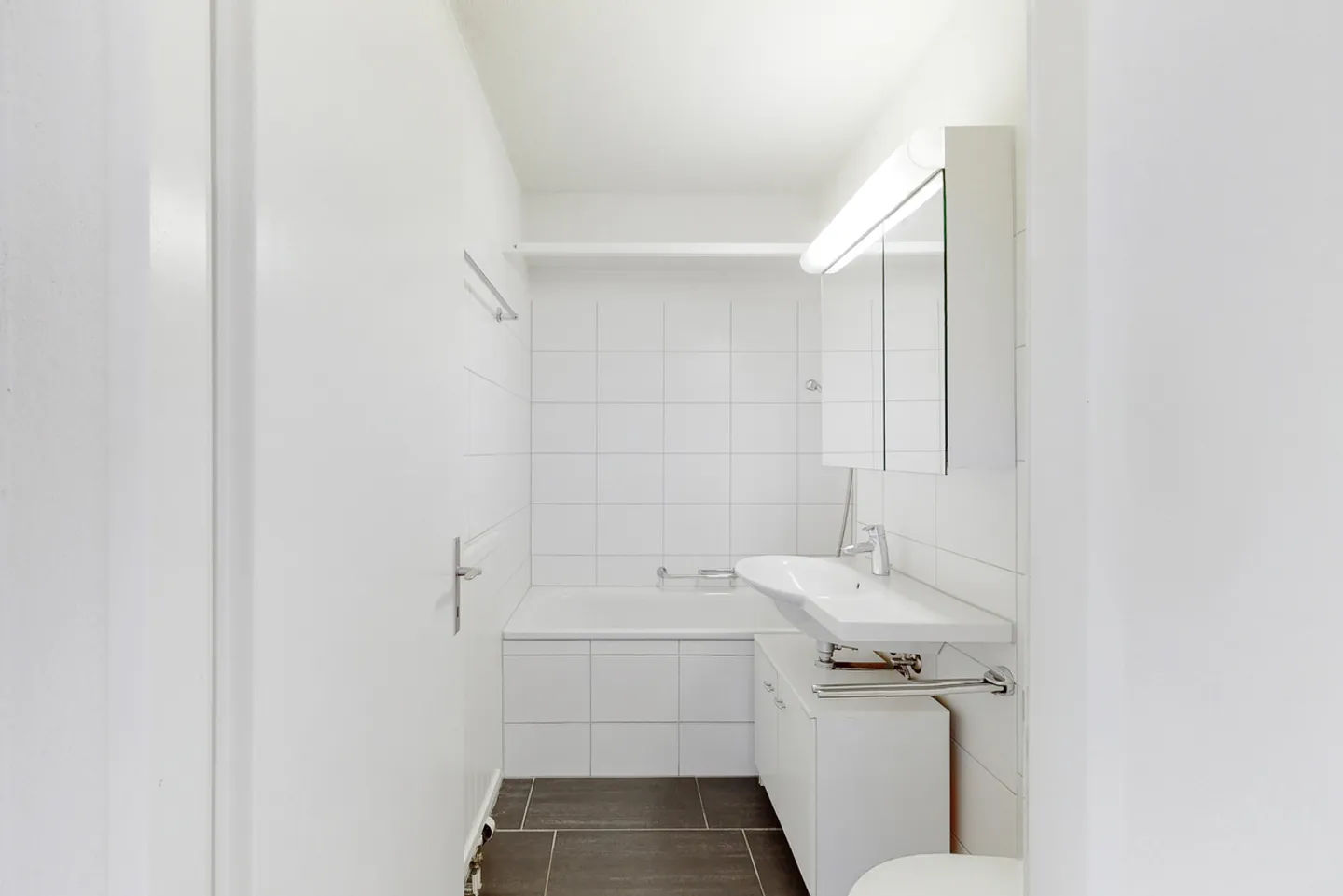 Ottimo appartamento in una posizione super! Affitta senza deposito! - Foto 5 di 6