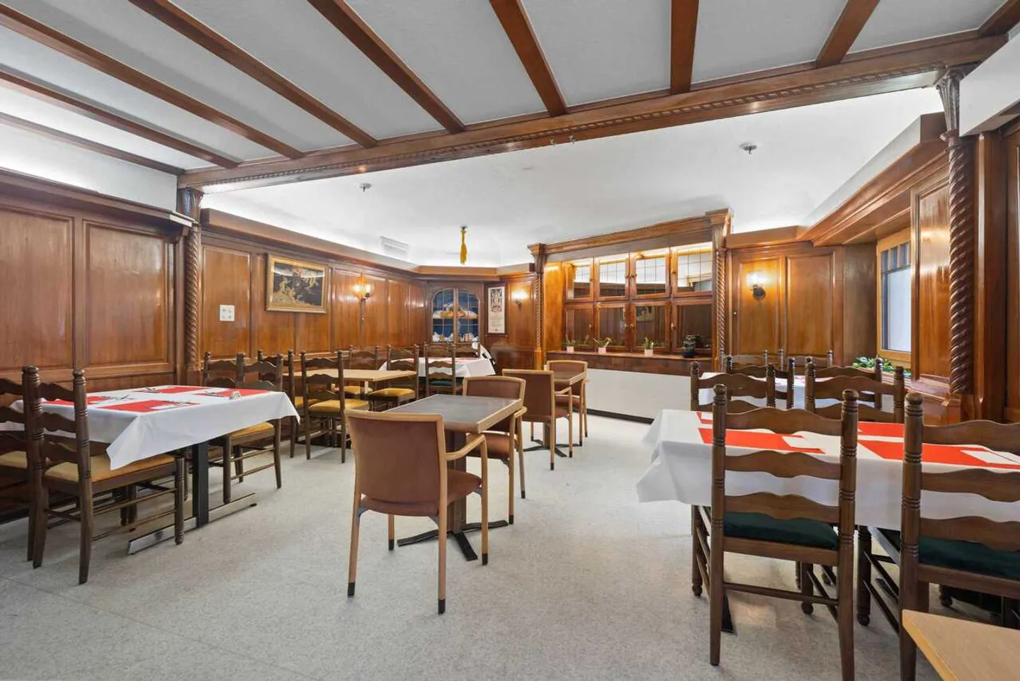 Zentrales Wohn- und Geschäftshaus, 3 Einheiten, Schöftland - Foto 6 von 13