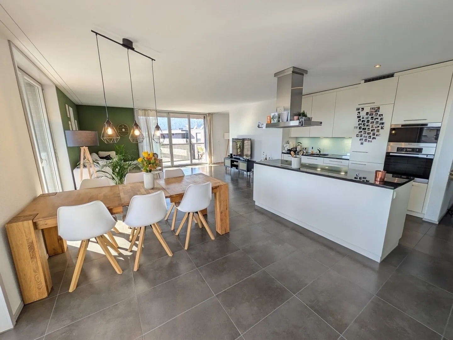 Moderno appartamento di 3 stanze con balcone a Winterthur - Foto 2 di 9