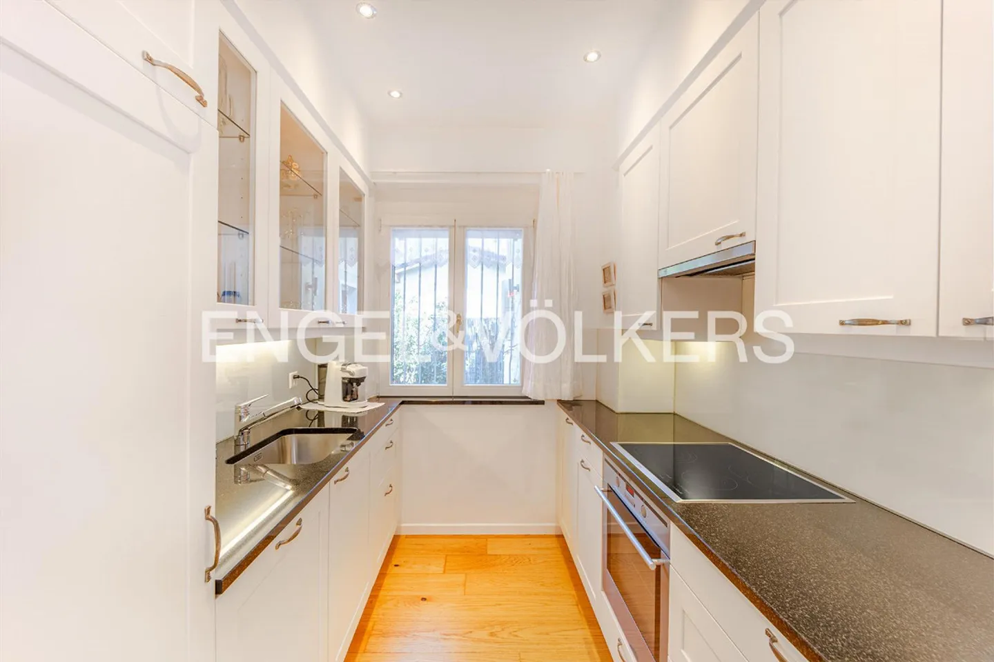 Sole, Acqua, Dolce Vita: Sensazione di Vacanza Pura - Foto 8 di 13