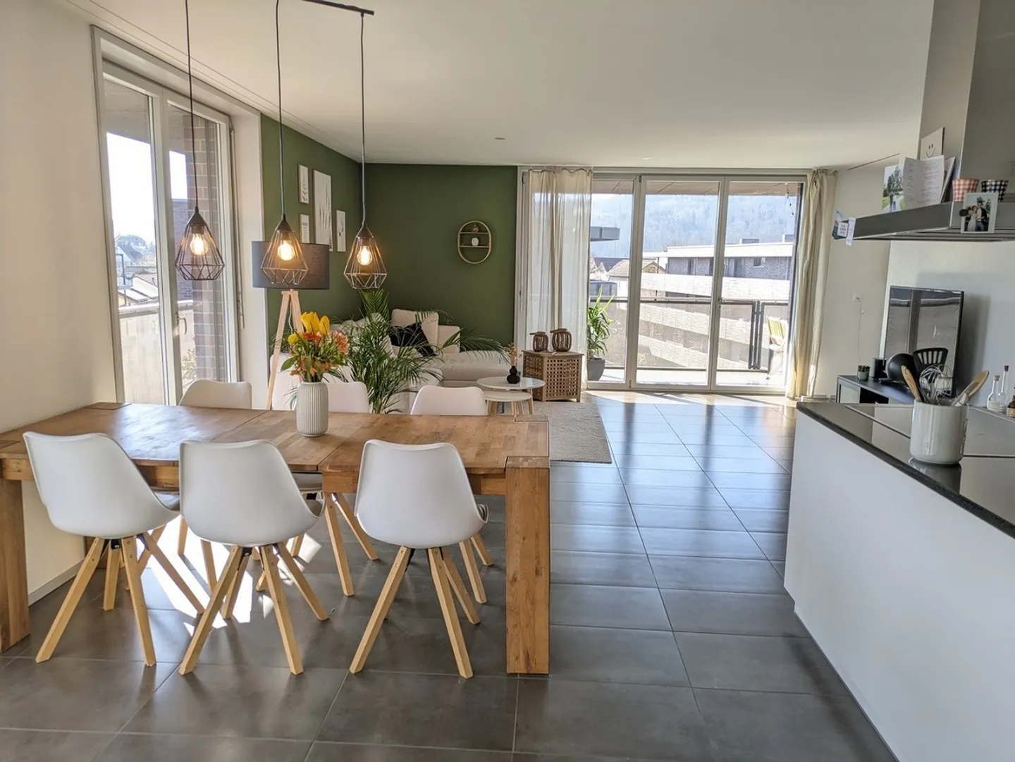 Moderno appartamento di 3 stanze con balcone a Winterthur - Foto 3 di 9