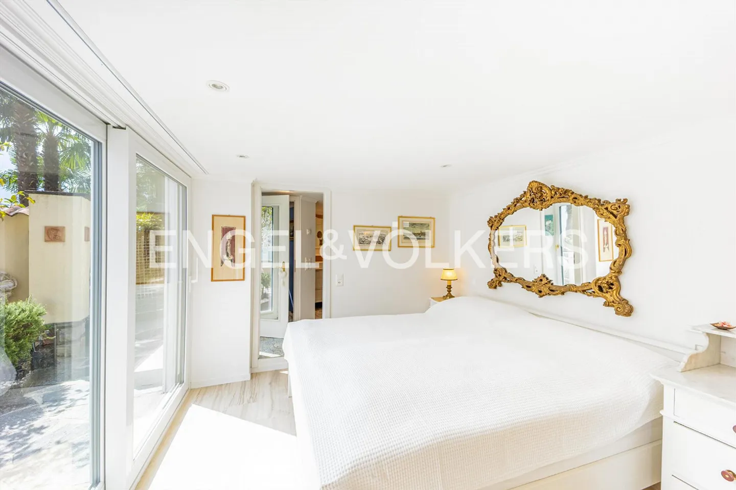 Sole, Acqua, Dolce Vita: Sensazione di Vacanza Pura - Foto 12 di 13