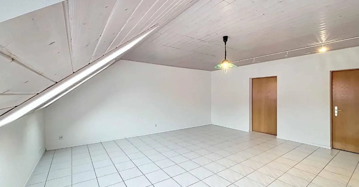 Charmante Wohnung in La Chaux-de-Fonds - Foto 1 von 12